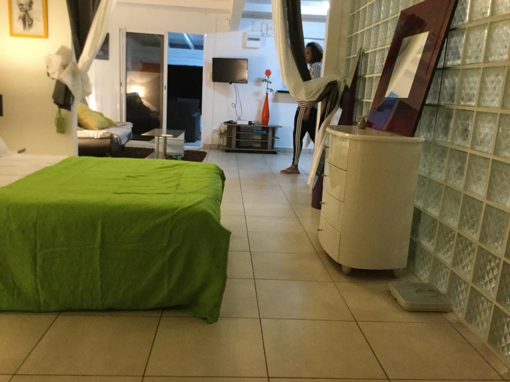 Le Gite Les Haut De La Marina Basse-Terre Exterior foto